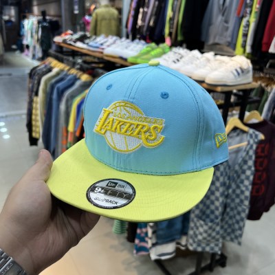 Los Angeles Lakers Fitted Snap Back " Sky Blue "
