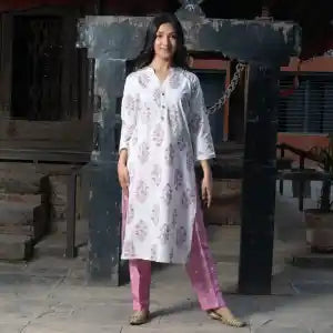Bisesh Creation White Pink Jaipuri Floral Printed Kurta Set For Women