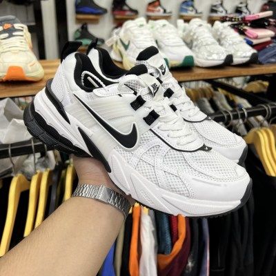 Nike V2k Run Shoes " White Black "