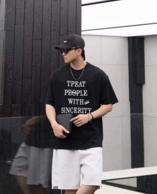 66892 Treat People With Sincerity Printed T-shirt " Black "