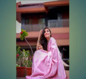 Jacquard Woven Blouse Material Banarasi Saree (Pink)